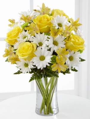 The FTD Sunny Sentiments Bouquet 